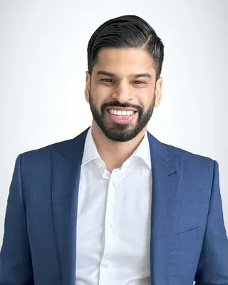 Andrew Khan