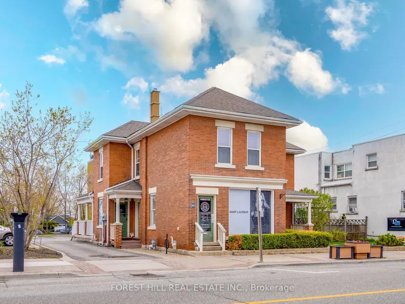 201 Queen Street S