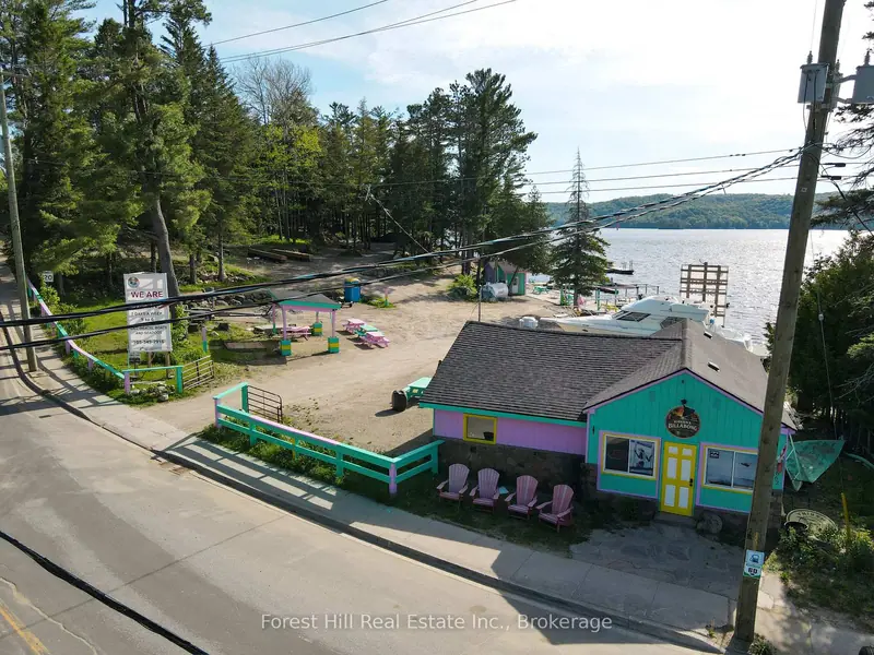 1092 Main Street