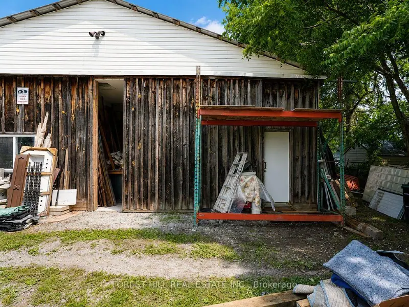 2449 Highway 11 N
