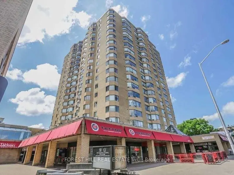 1111 - 695 Richmond Street