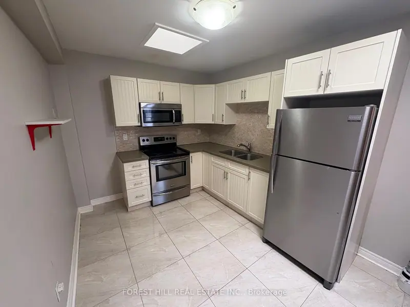2 - 341 Lakeshore Road E