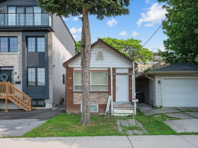 2 Mulberry Crescent
