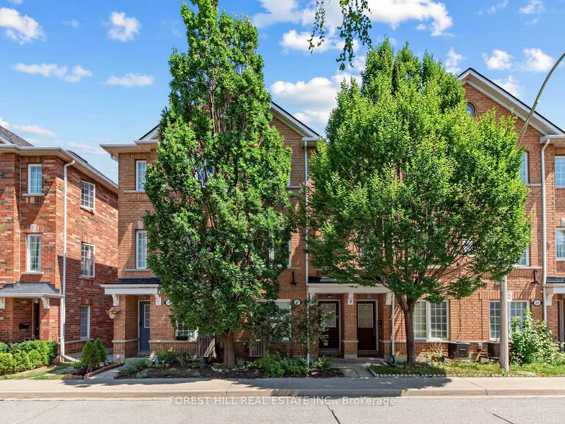 37 Birdstone Crescent