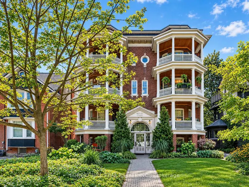 6 - 68 Kendal Avenue