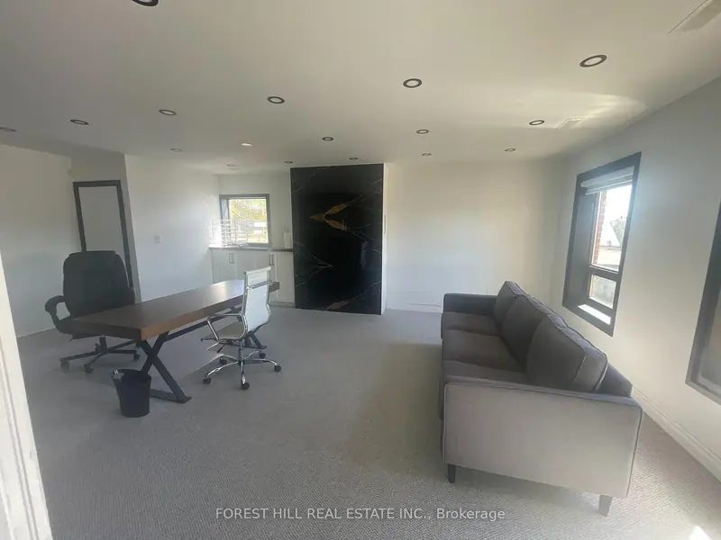 6 [2nd Floor] - 18371 Hurontario Street