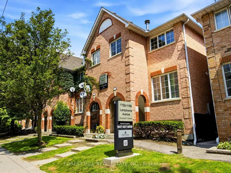1187 Lower - 1187 Lansdowne Avenue