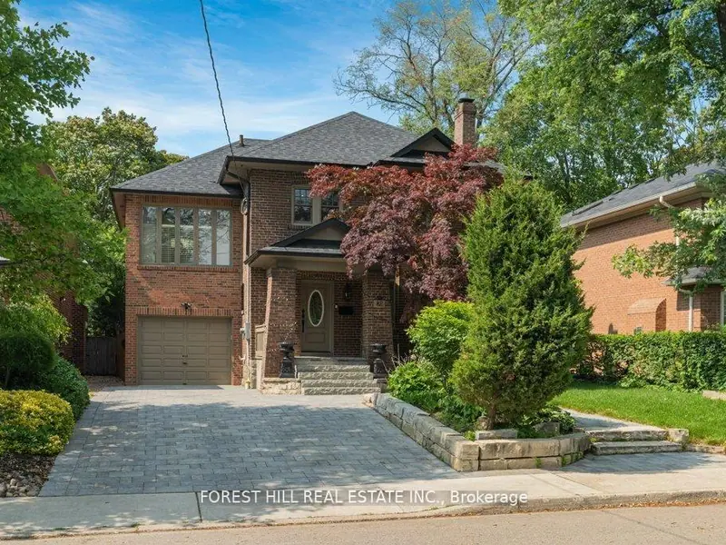 82 Brooke Avenue