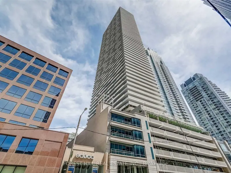 4201 - 2221 Yonge Street